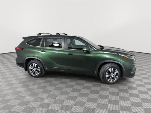 Cypress 2023 Toyota Highlander XLE