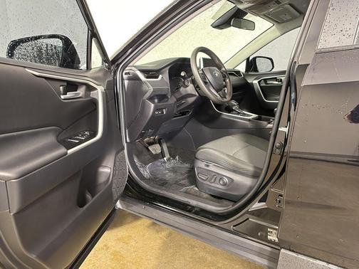 Midnight Black Metallic 2025 Toyota RAV4 XLE