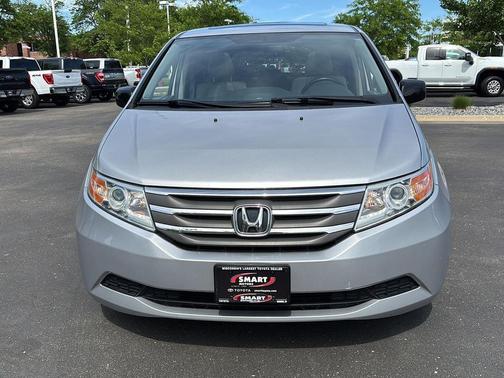 Alabaster Silver Metallic 2013 Honda Odyssey EX-L