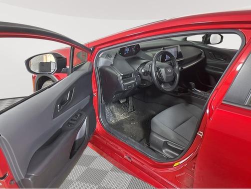 2023 Toyota Prius LE