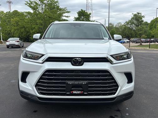 Wind Chill Pearl 2026 Toyota Grand Highlander XLE