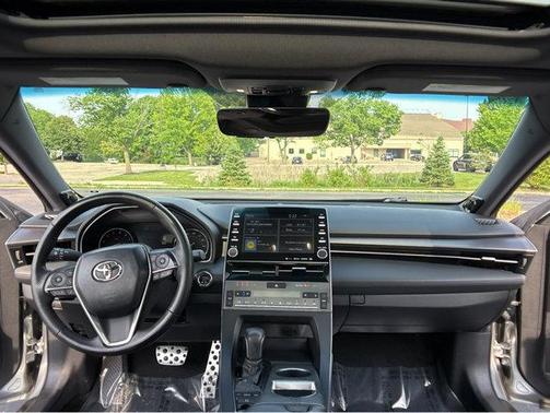 2019 Toyota Avalon Touring