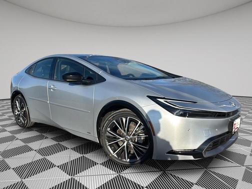2023 Toyota Prius XLE