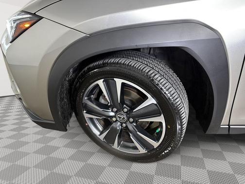 Atomic Silver 2021 Lexus UX 250h Base
