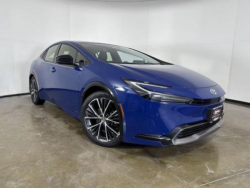 2024 Toyota Prius XLE