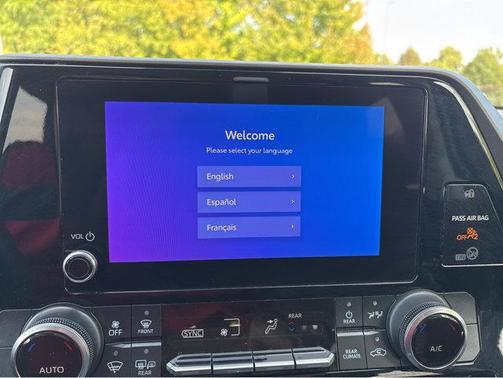 2023 Toyota Highlander Hybrid LE
