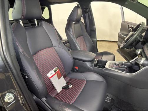 2024 Toyota RAV4 Prime XSE