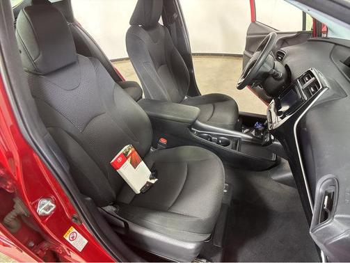 2019 Toyota Prius LE