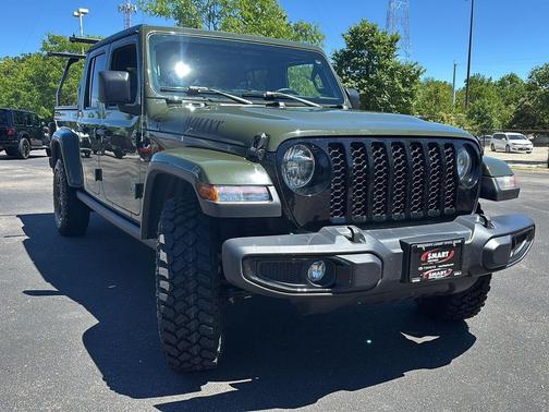 Sarge Green Clearcoat 2023 Jeep Gladiator Sport