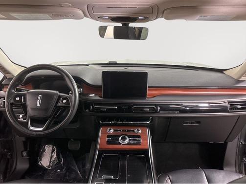 Gilded Green Metallic Clearcoat 2023 Lincoln Aviator Reserve AWD