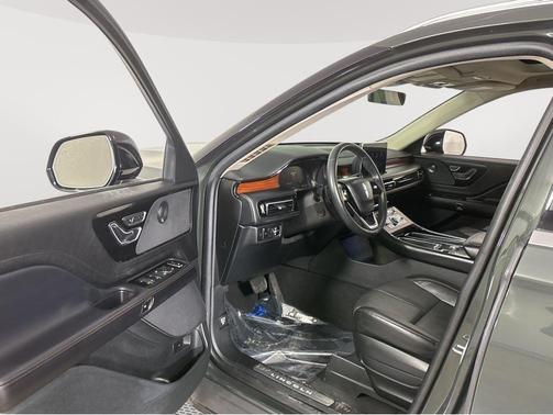 Gilded Green Metallic Clearcoat 2023 Lincoln Aviator Reserve AWD