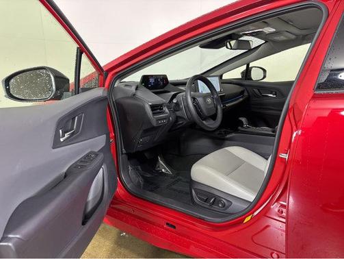 2024 Toyota Prius XLE