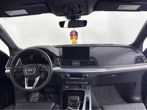 2024 Audi Q5 45 S line Premium Plus