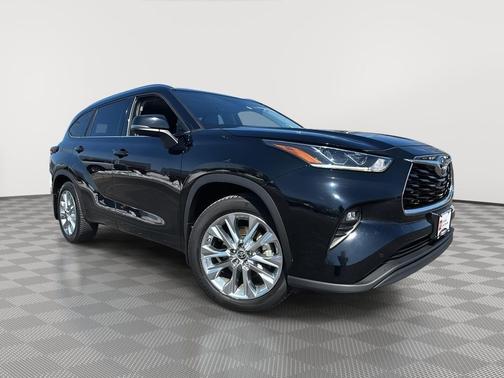 Midnight Black Metallic 2020 Toyota Highlander Limited