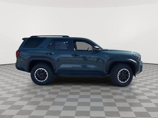 Everest 2026 Toyota 4Runner TRD Off Road Premium