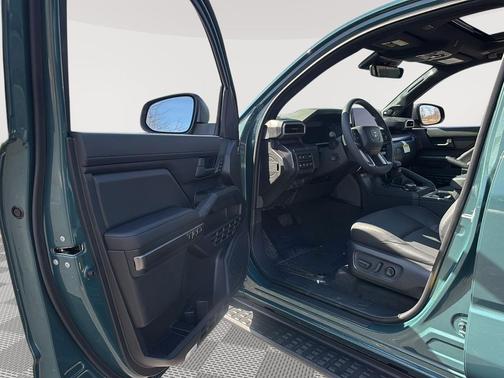 Everest 2026 Toyota 4Runner TRD Off Road Premium