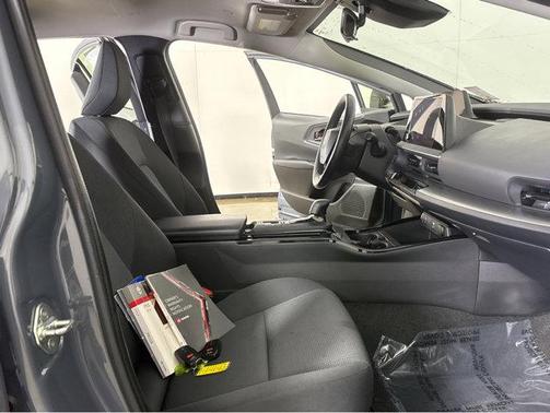 2023 Toyota Prius LE