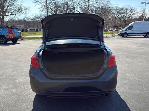 Galactic Aqua Mica 2017 Toyota Corolla