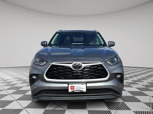 2025 Toyota Highlander Hybrid XLE