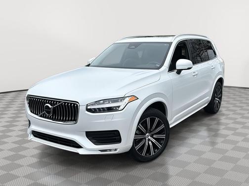 2023 Volvo XC90 B5 Core