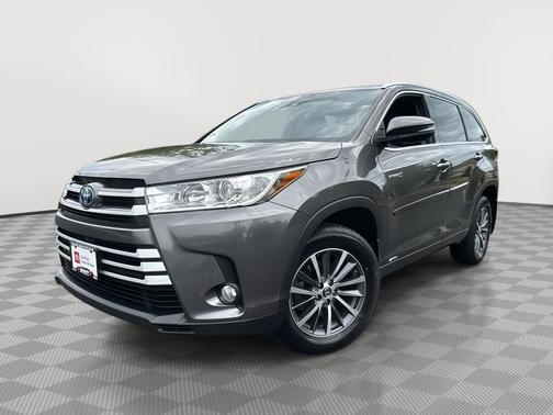 Predawn Gray Mica 2018 Toyota Highlander Hybrid XLE