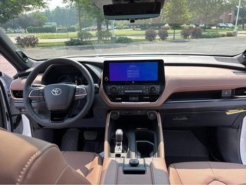 2025 Toyota Grand Highlander Hybrid Limited MAX