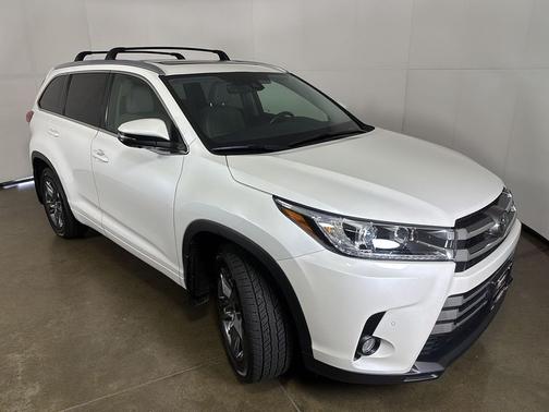 Blizzard Pearl 2018 Toyota Highlander Limited Platinum