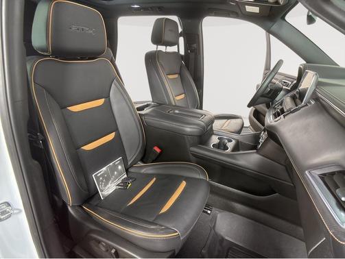 2024 GMC Yukon 4WD AT4