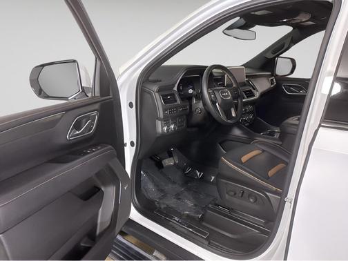 2024 GMC Yukon 4WD AT4