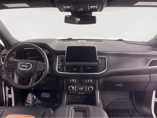 2024 GMC Yukon 4WD AT4