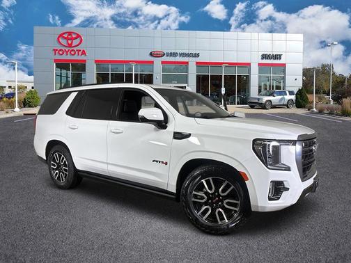 2024 GMC Yukon 4WD AT4