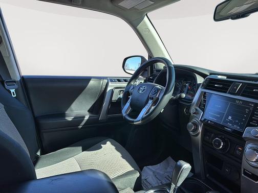 Classic Silver Metallic 2021 Toyota 4Runner SR5