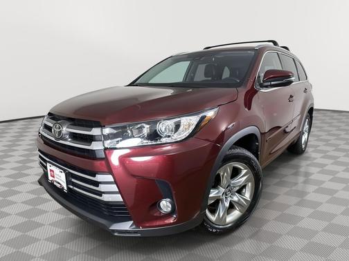 Ooh La La Rouge Mica 2017 Toyota Highlander Limited