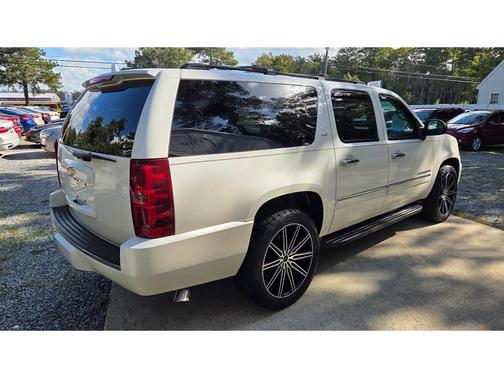 2013 Chevrolet Suburban 1500 LTZ