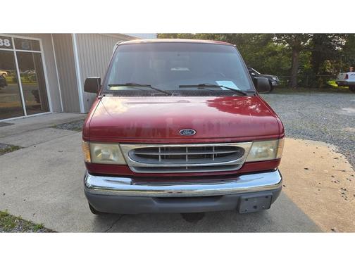 1998 Ford Club Wagon XLT