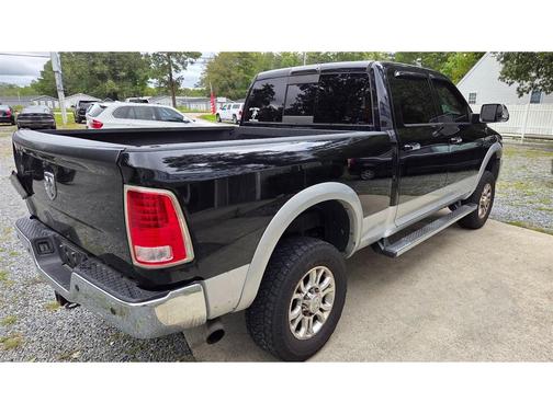 2014 RAM 2500 Laramie Crew Cab SWB 4WD