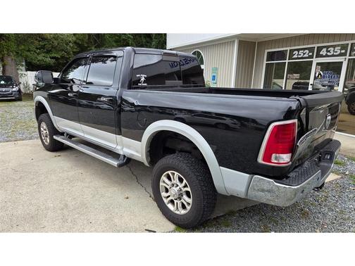 2014 RAM 2500 Laramie Crew Cab SWB 4WD