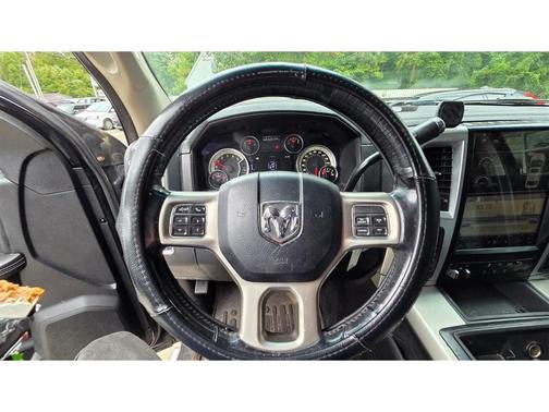 2014 RAM 2500 Laramie Crew Cab SWB 4WD