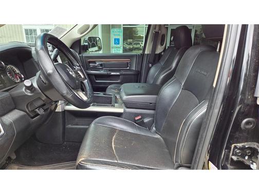 2014 RAM 2500 Laramie Crew Cab SWB 4WD