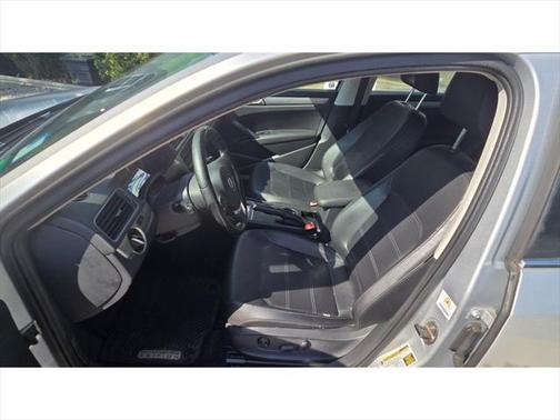 2014 Volkswagen Passat 1.8T S