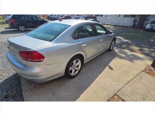 2014 Volkswagen Passat 1.8T S