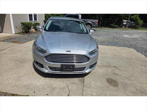 2016 Ford Fusion Hybrid SE