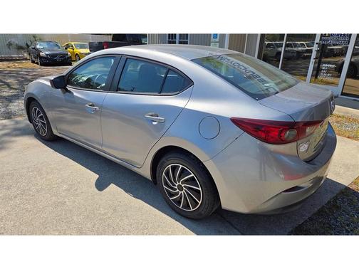 Silver 2015 Mazda Mazda3 i Sport