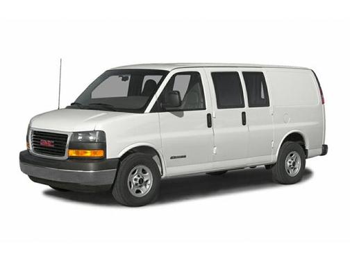 White 2005 GMC Savana 2500 Cargo