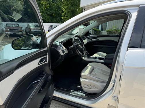 2014 Cadillac SRX Performance Collection