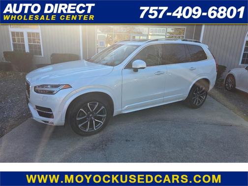 2016 Volvo XC90 T6 Momentum