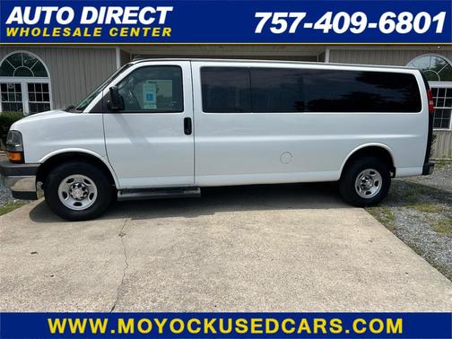 White 2019 Chevrolet Express 3500 LT