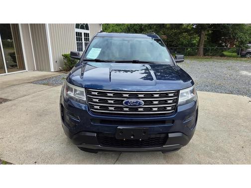 2017 Ford Explorer Base