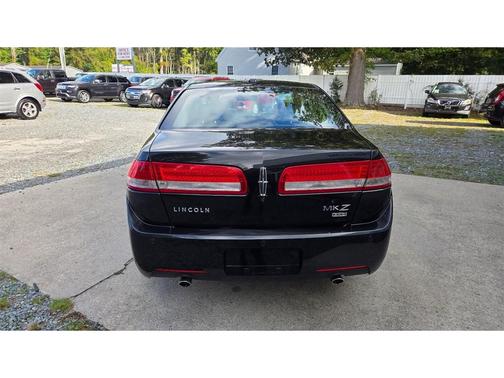 2012 Lincoln MKZ Base
