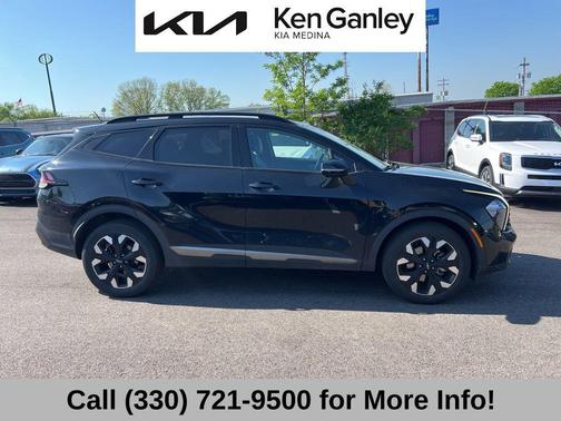 Ebony Black 2023 Kia Sportage X-Line